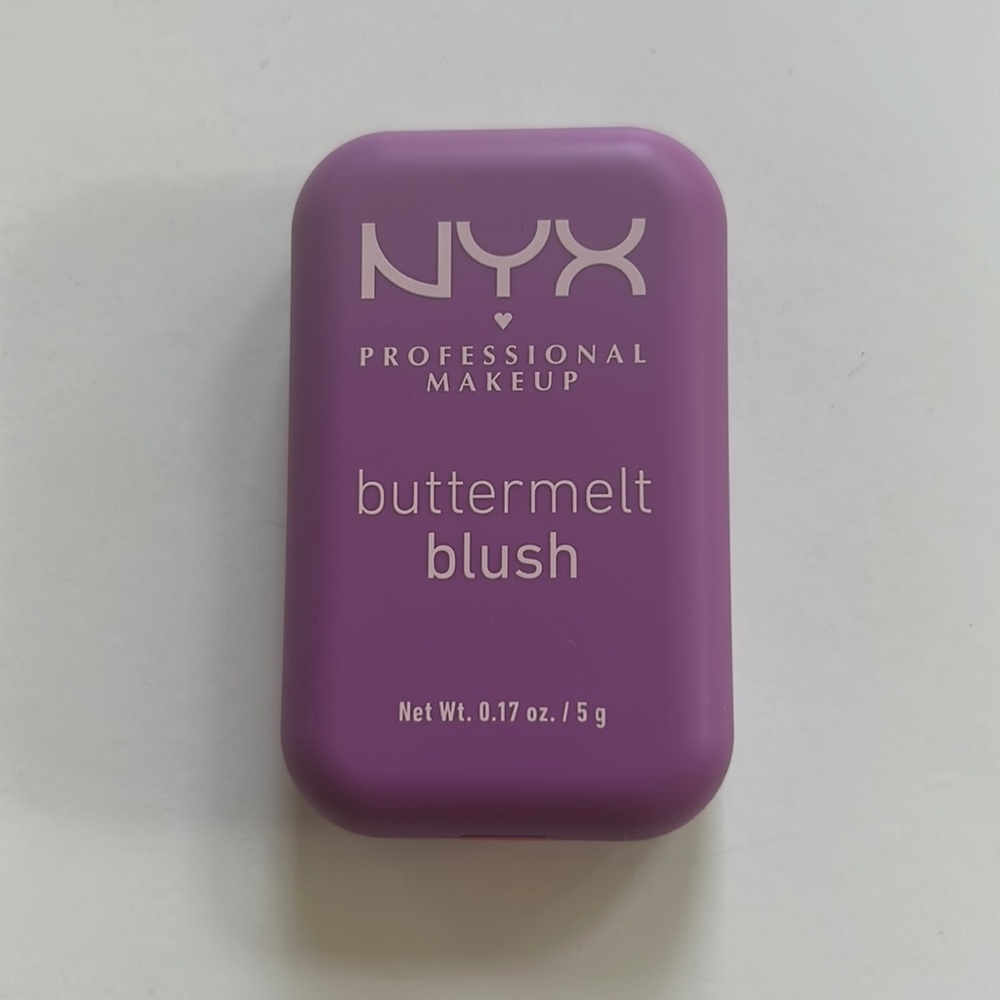 NYX Buttermilk Blush - Electric Fuchsia